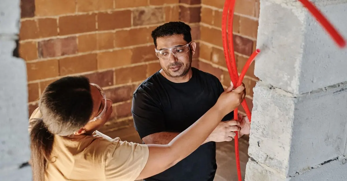 Comment identifier un électricien de confiance : 5 conseils clés
