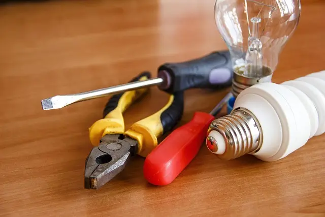 Les 5 éléments clés pour évaluer un électricien de confiance
