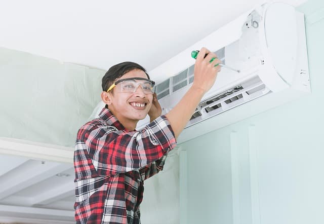 Les détails à vérifier pour choisir un électricien de confiance